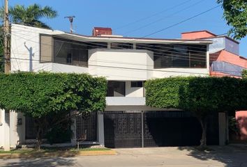 Casa en  Av De La Ceibas, Residencial Framboyanes, Villahermosa, Tabasco, México
