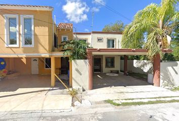 Casa en  Toma De Vigas, Alamedas, Linares, N.l., México