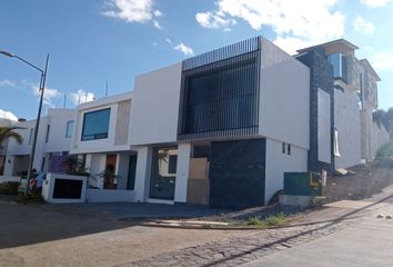 Casa en fraccionamiento en  El Olivar Altozano, Jesús Del Monte, Michoacán, México