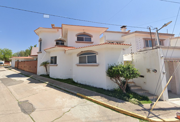 Casa en fraccionamiento en  Loma Aconcagua, Loma Dorada, 34104 Victoria De Durango, Durango, México