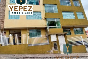 Departamento en  Avenida Milton Reyes & Pasaje, Riobamba, Ecuador