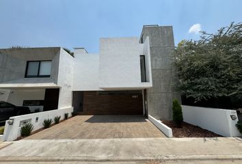 Casa en  Paseo Del Parque, Morelia, Michoacán, México