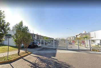 Casa en condominio en  Avenida Belcanto, Tlajomulco De Zúñiga, Jalisco, México