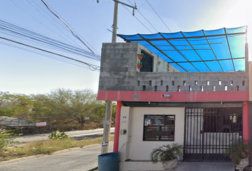 Casa en  Cedro, Colinas De San Juan(colinas De La Morena), 67262 Cdad. Benito Juárez, N.l., México