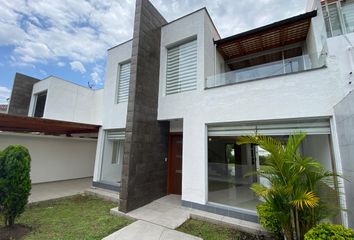 Casa en  Lumbisi, Ecuador