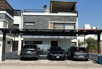 Casa en  Residencial El Refugio, Fray Junípero Serra, El Refugio, Santiago De Querétaro, Querétaro, México