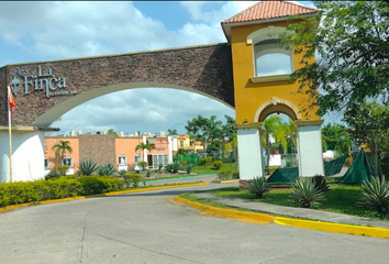Casa en  Fincamex - Las Fincas Residencial, Halliburton, Poza Rica De Hidalgo, Veracruz, México