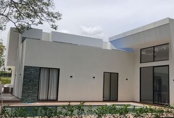 Casa en  Condominio El Olimpo, Via El Paso Al Carmen, Carmen De Apicalá, Tolima, Colombia