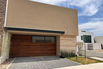 Casa en fraccionamiento en  Prolongación Constituyentes Ote, El Marqués, Querétaro, 76246, Mex