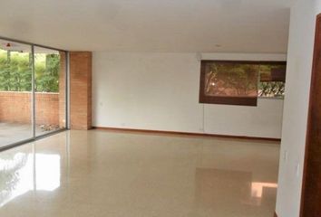 Apartment for rent in Poblado, Medellín