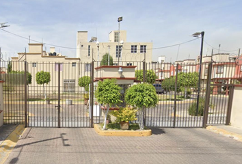 Casa en  Avenida Simon Bolivar, Fraccionamiento Las Americas, Las Américas, Ecatepec De Morelos, Estado De México, México