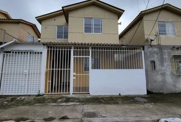 Casa en  Villa Bonita, Guayaquil, Ecuador