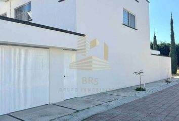 Casa en fraccionamiento en  Querétaro, Santiago De Querétaro, Municipio De Querétaro