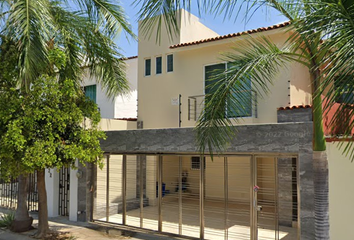 Casa en  Río Rhin, Fovissste 100, Fluvial Vallarta, Puerto Vallarta, Jalisco, México