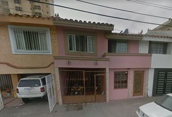 Casa en  Av Cruz Lizarraga, Palos Prietos, Mazatlán, Sinaloa, México