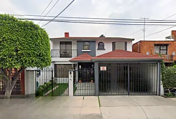 Casa en  Canoras 83-mz 015, Mz 015, Las Arboledas, 52950 Ciudad López Mateos, Méx., México