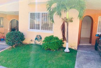 Casa en condominio en  Lomas De Atzingo, Cuernavaca, Morelos, México