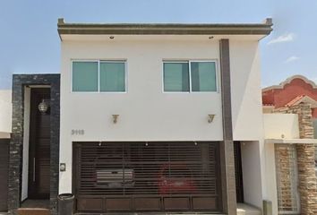 Casa en  Calle De La Prosperidad 3118, 4 De Marzo, 80054 Culiacán Rosales, Sinaloa, México