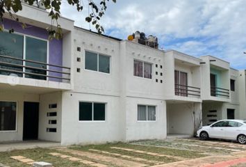 Casa en fraccionamiento en  La Joya, Centro, Jiutepec, Morelos, México