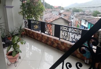 Casa en  Cisneros, Antioquia, Colombia
