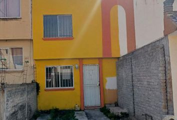 Casa en fraccionamiento en  Calle Taretan 48, Colonia Laureles Erendira, Michoacán, México