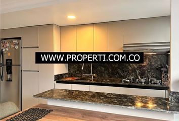 Apartamento en  Rodeo Alto, Medellín