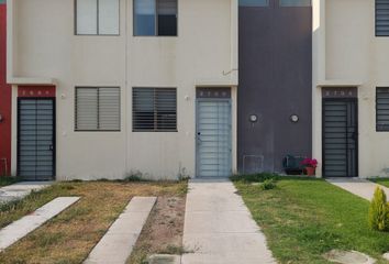 Casa en fraccionamiento en  Los Treboles Residencial, Avenida Los Tréboles, Fraccionamiento Los Tréboles, Zapopan, Jalisco, México