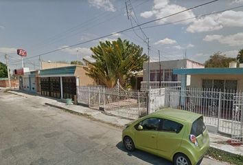 Casa en  Calle 57, Chuminópolis, Mérida, Yucatán, México