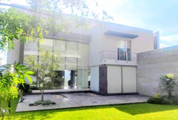 Casa en fraccionamiento en  Tres Marías, Avenida Tres Marias, Morelia, Michoacán, México