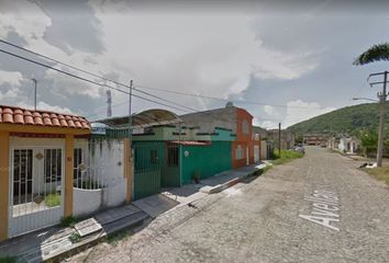 Casa en  Avellanos, El Paraíso, Tepic, Nayarit, México
