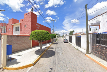 Casa en fraccionamiento en  Jalpan 32, Granjas Banthi, San Juan Del Río, Querétaro, México