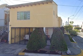 Casa en  Calíope, Lomas De Independencia, Guadalajara, Jalisco, México