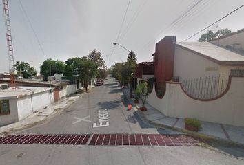 Casa en  Enebro, Los Cedros, Monterrey, Nuevo León, México