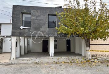 Casa en fraccionamiento en  Jardines Del Bosque, Ciudad Juárez, Chihuahua, México