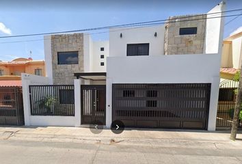 Casa en  Avenida Provincia Albacete 28, Los Portales, Hermosillo, Sonora, México