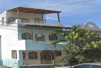 Casa en  De La Lagunilla 148, Santa María, 48325 Puerto Vallarta, Jalisco, México