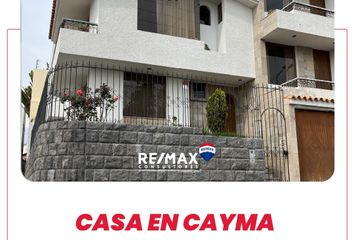 Casa en  Avenida Ramón Castilla, Cayma, Perú