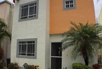 Casa en  Calle 55 Sm 74, Jardines De Bonampak, Cancún, Quintana Roo, México