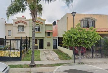 Casa en  Paseos De Santiago, Coyula, Jalisco, México