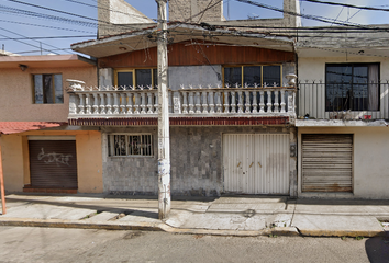 Casa en  C. Nueve 243, Esperanza, 57800 Cdad. Nezahualcóyotl, Méx., México