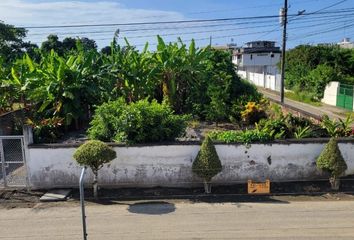 Terreno Comercial en  Tonsupa, Ecuador