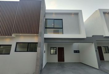 Casa en fraccionamiento en  Fraccionamiento Lomas Residencial, Lomas Del Mar, Fraccionamiento Las Lomas, Veracruz, México