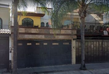 Casa en  Calle Josefa Ortiz De Domínguez 3416, Lagos De Oriente, Guadalajara, Jalisco, México