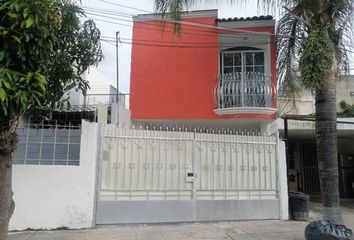 Casa en condominio en  Paseo De Los Arrayanes, La Tijera, Jalisco, México