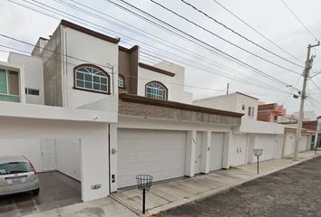 Casa en  Colinas Del Cimatario, Municipio De Querétaro