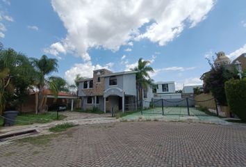 Casa en fraccionamiento en  Circuito Esmeralda, Fraccionamiento Villas Esmeralda, Zapopan, Jalisco, 45239, Mex
