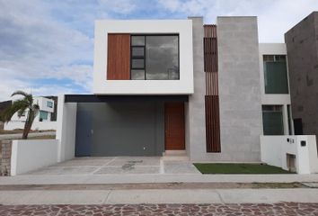 Casa en fraccionamiento en  El Encino, El Encino, Queretaro, Querétaro, México