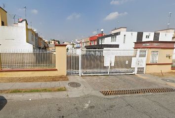 Casa en  Bolivia, Fraccionamiento Las Americas, Las Américas, Ecatepec De Morelos, Estado De México, México