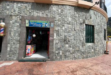 Local en  Av. 10 De Agosto & General Pedro Briceño, Quito, Ecuador