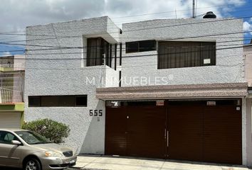 Casa en  Chapultepec Sur, Morelia, Michoacán, México